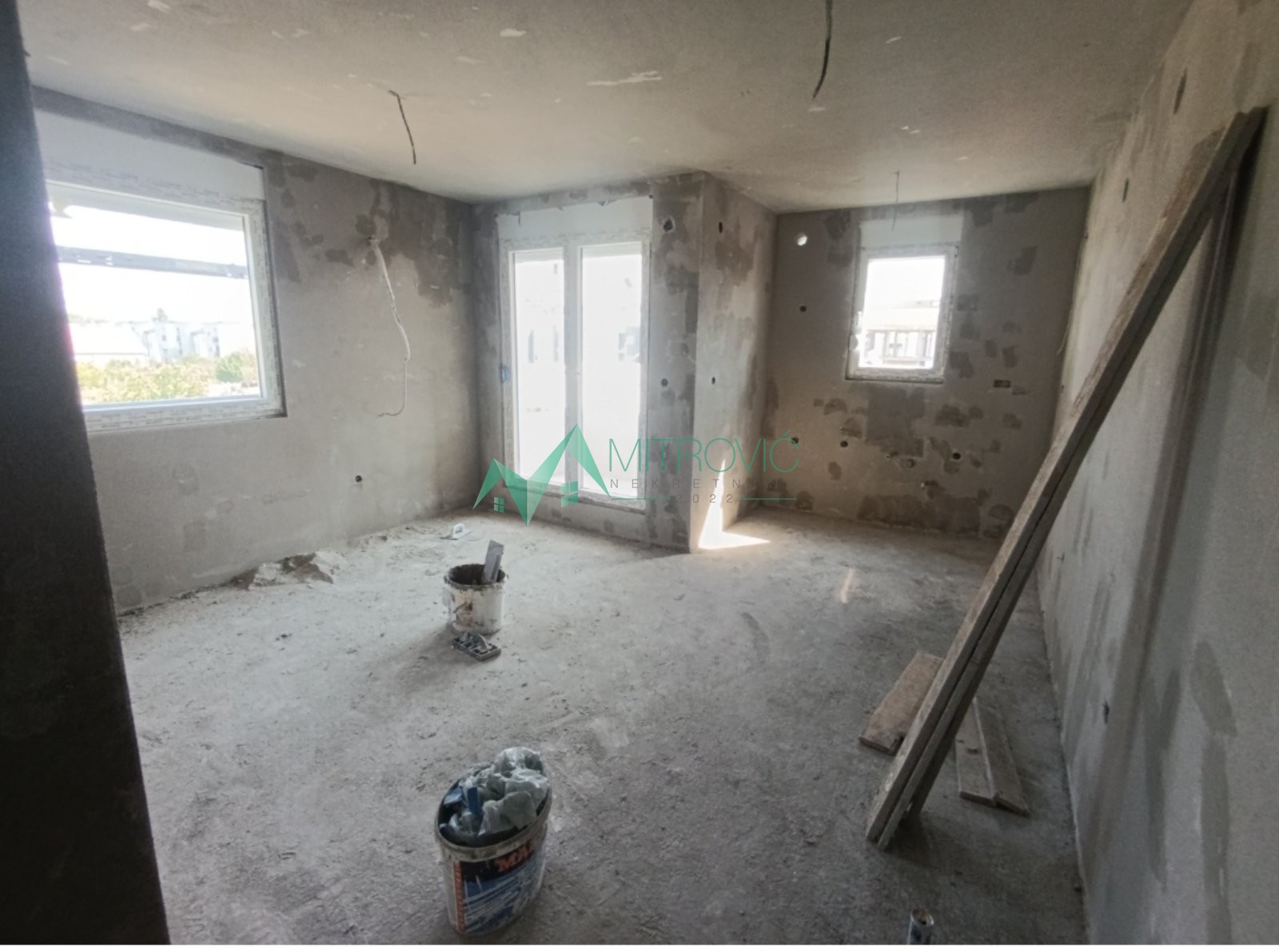 Adice odličan dvosoban stan u izgradnji 