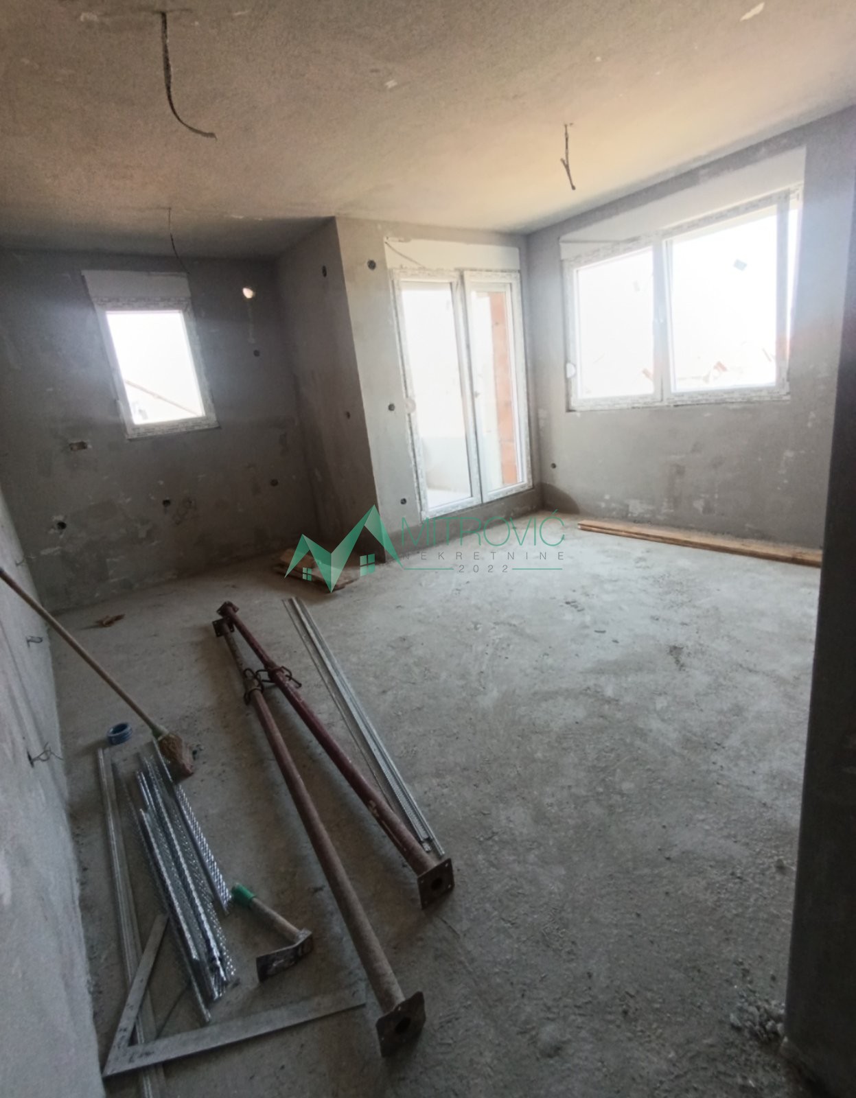 Adice odličan dvosoban stan u izgradnji 