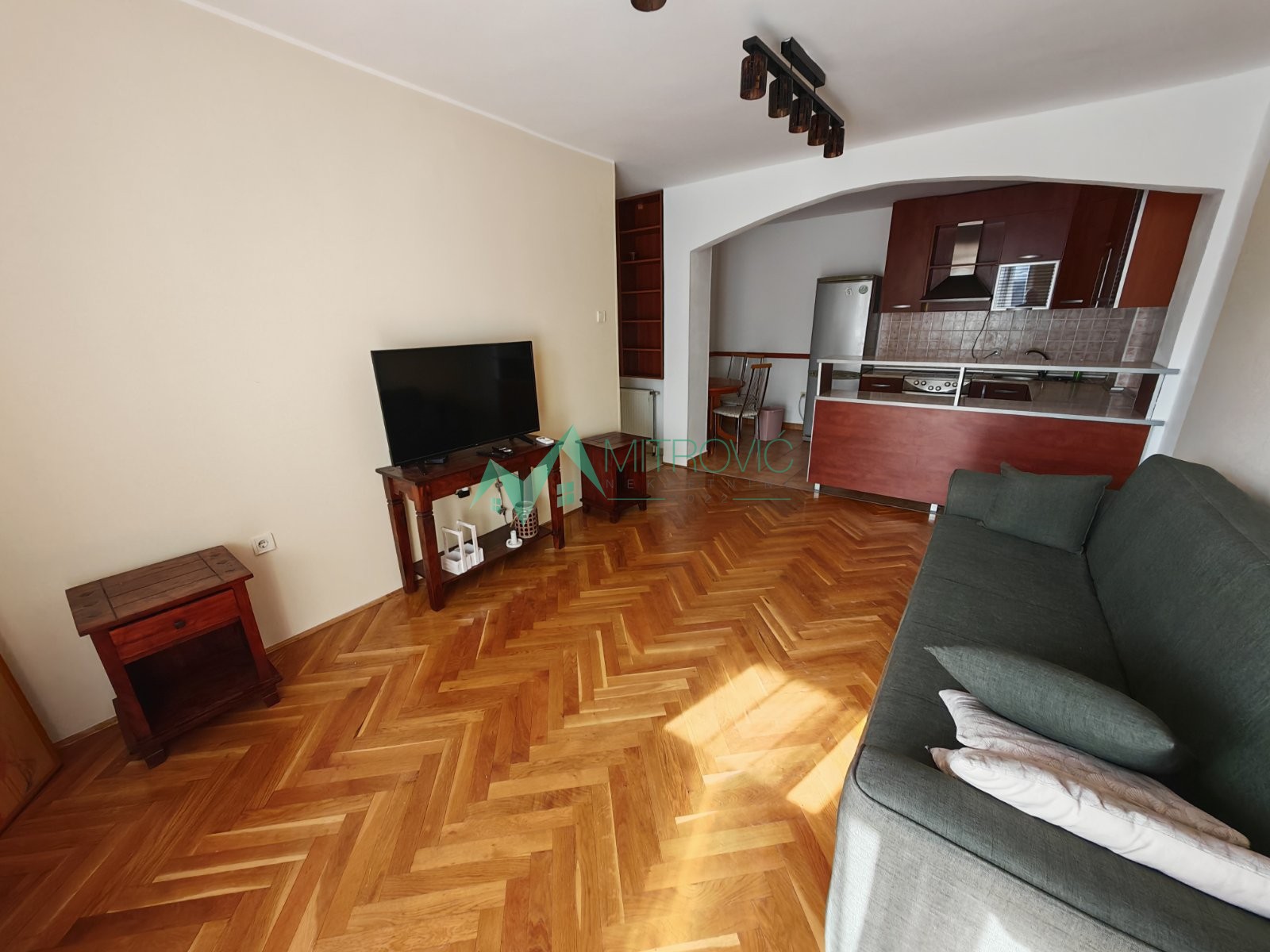Grbavica, 70m2, odličan dvoiposoban stan. 