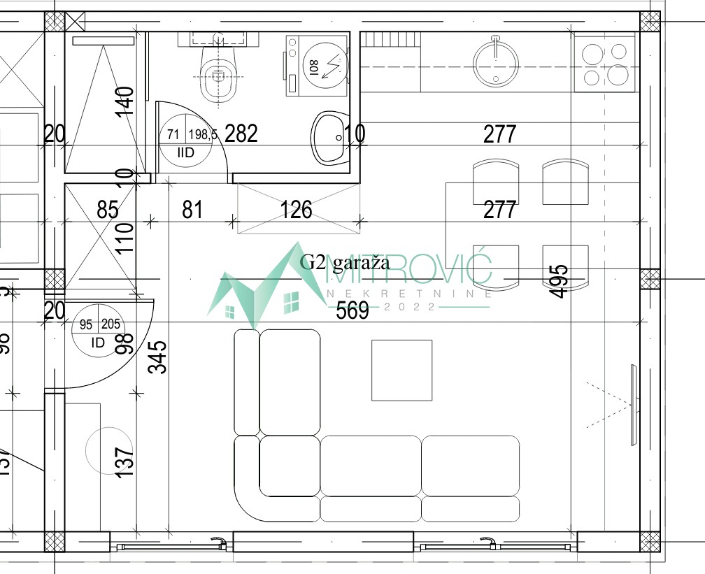 Odlična garonjera u Veterniku  