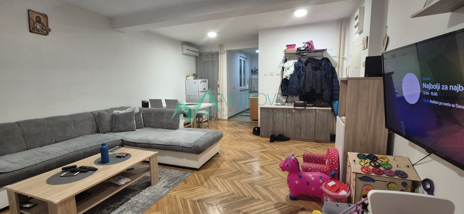 Novi Sad, Nova Detelinara Dvoiposoban stan 54 m2 sa parking mestom!