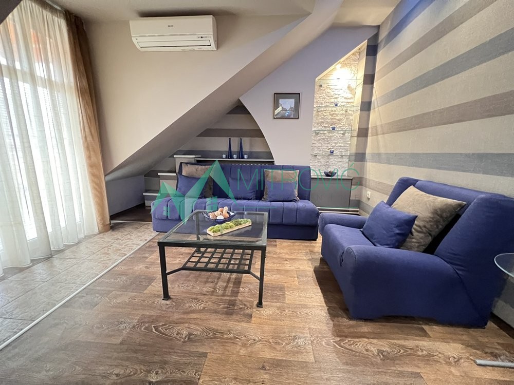 Novi Sad, Centar - Dvosoban, kompletno namešten stan - strogi centar  