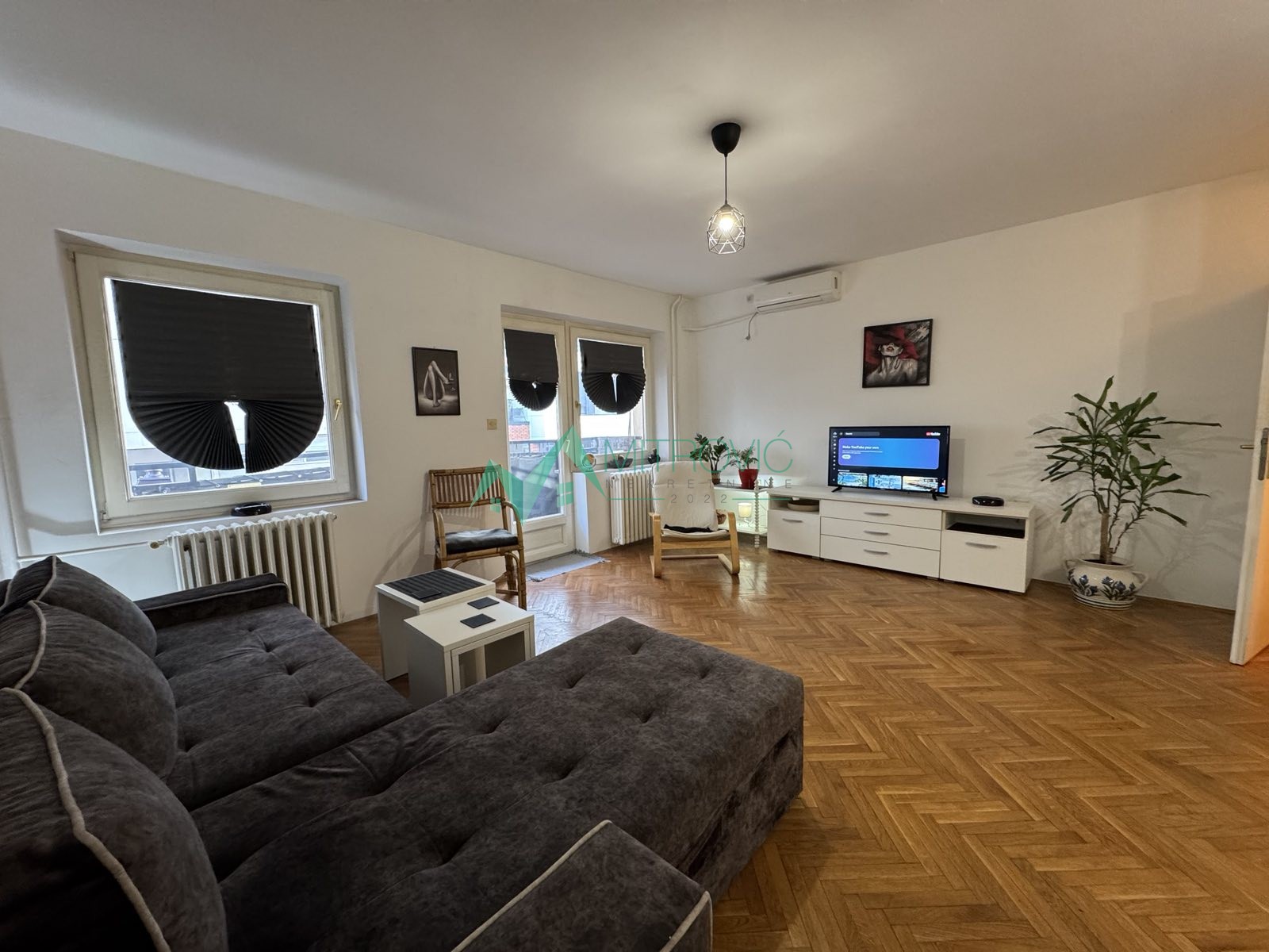 Bulevar, dvosoban, 63m2, NAMEŠTEN! 