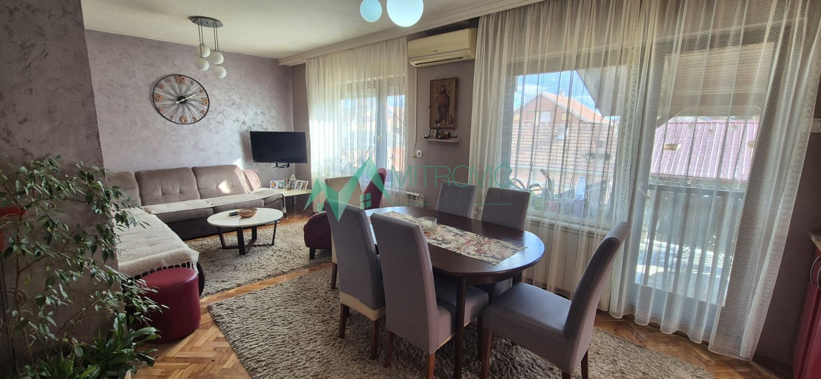 Novi Sad, Veternik - Troiposoban stan od 88m2 sa garažom u sklopu kuće