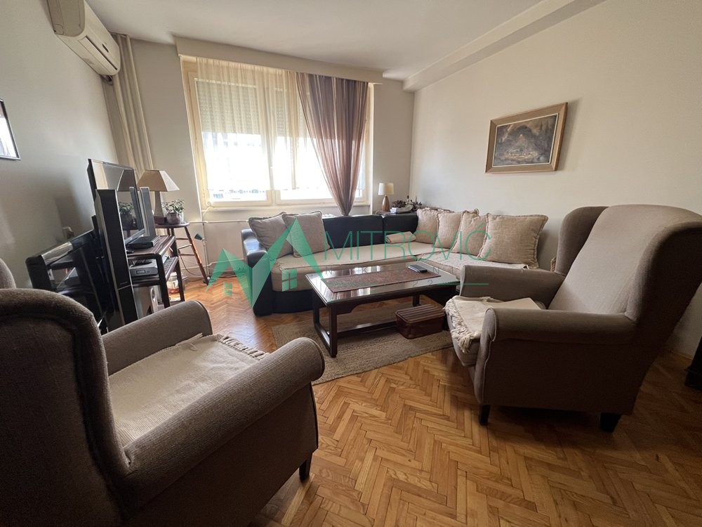 Novi Sad, Bulevar oslobođenja - Komforan dvosoban stan 