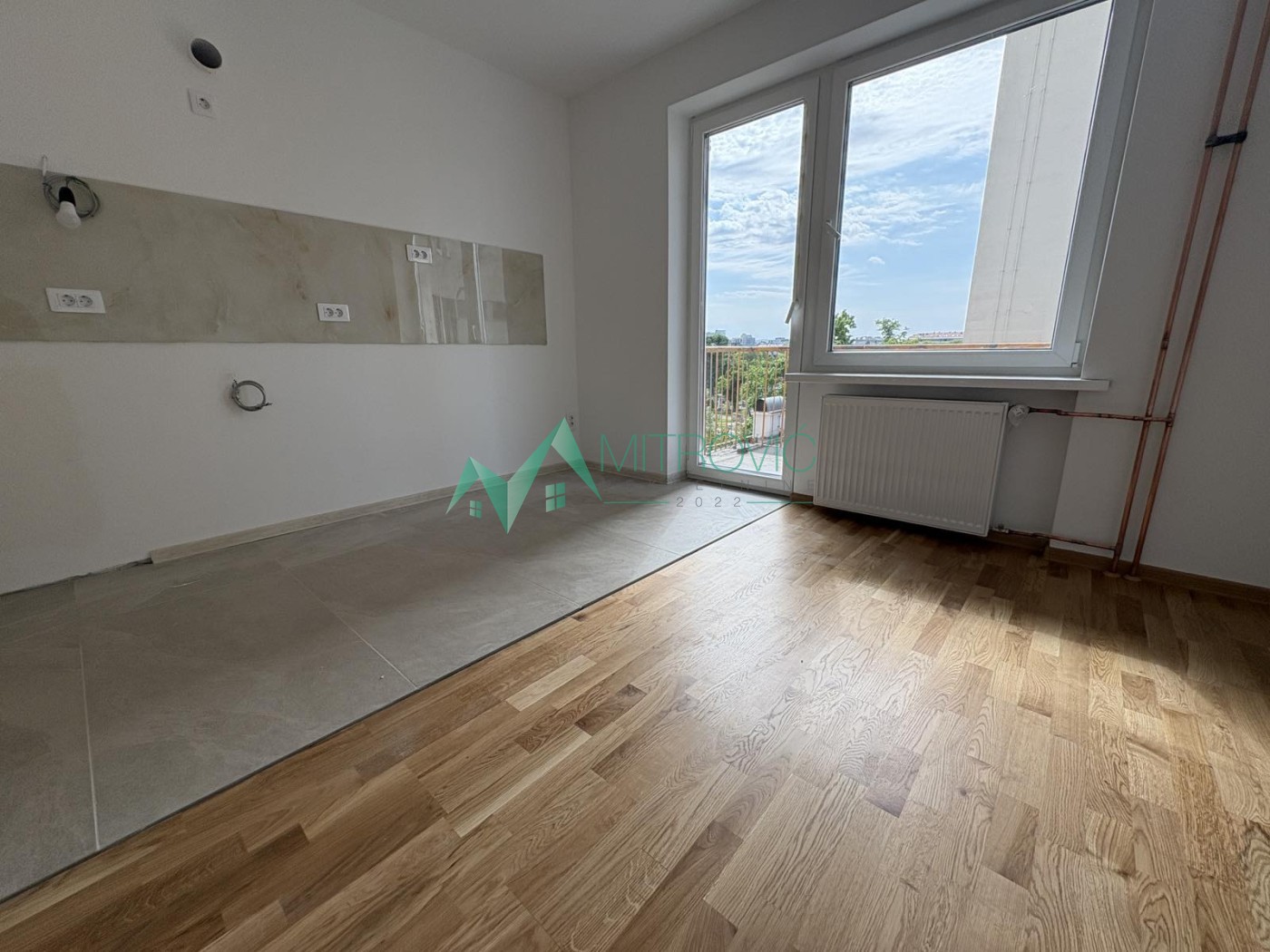 Fenomenalan, kompletno renoviran dvoiposoban stan-Grbavica- izuzetna ponuda 