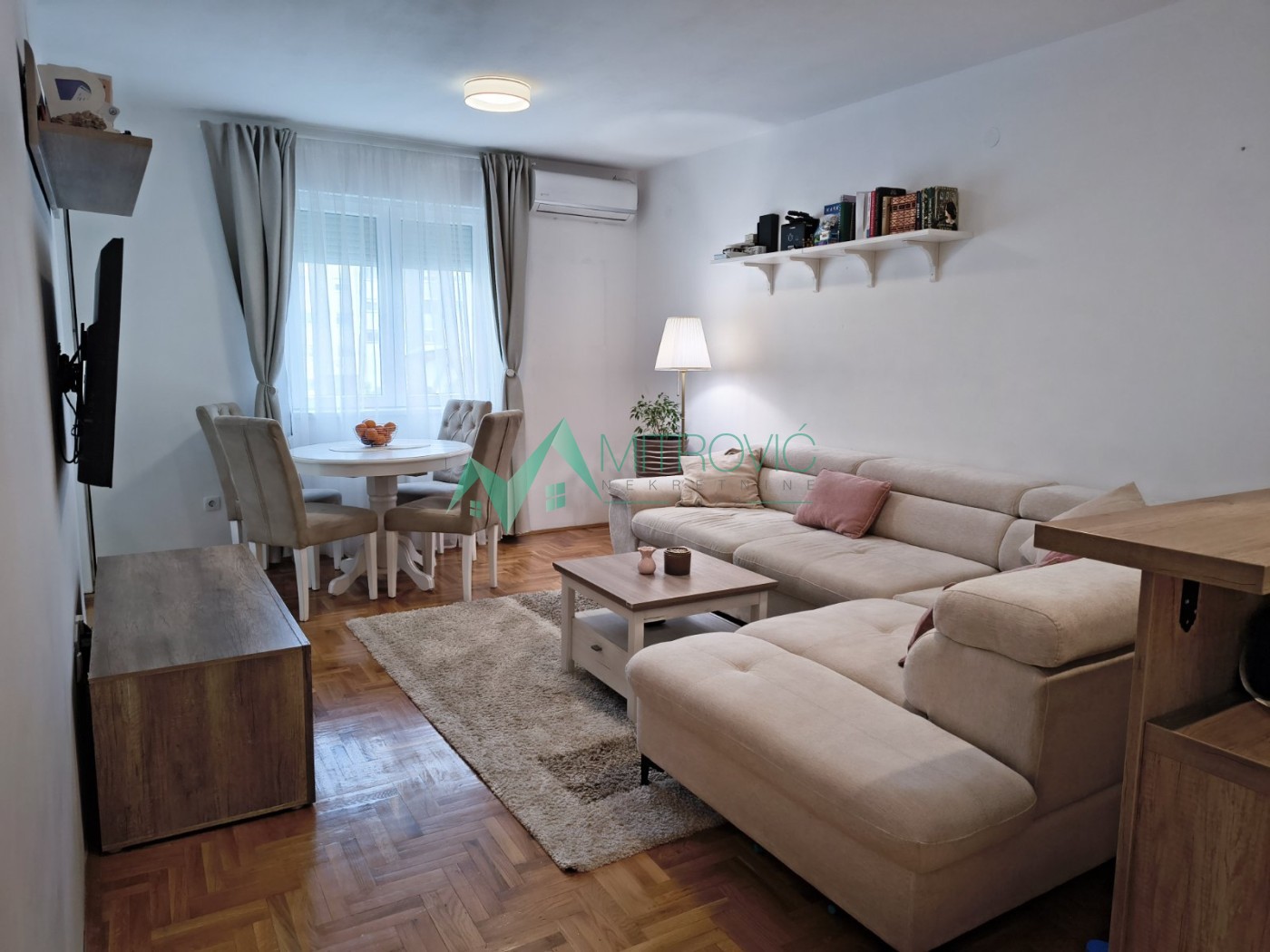 Novo Naselje, dvoiposoban stan – 64m²