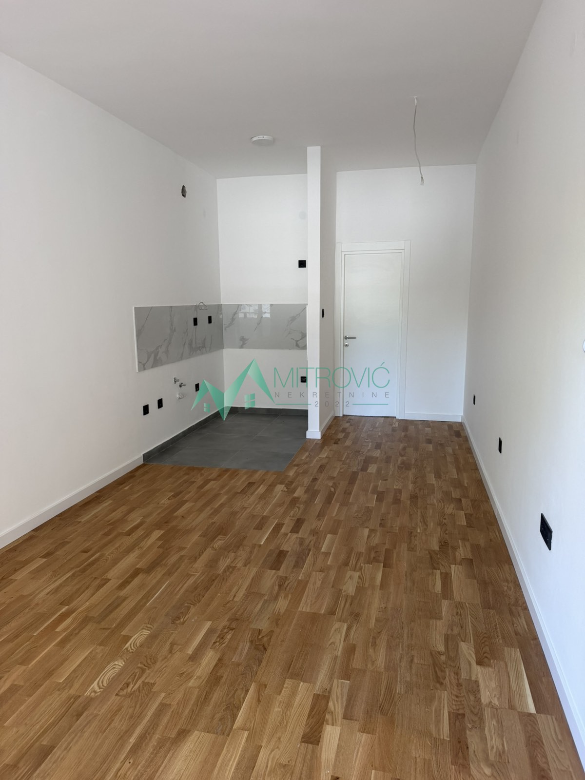 NOVI SAD, TELEP, AGENCIJSKA ŠIFRA 1004426 