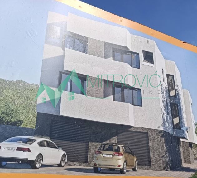 ODLIČAN TROSOBAN STAN -POČETAK ADICA ,MOŽE NA KREDIT,SA PARKING MESTOM U CENI