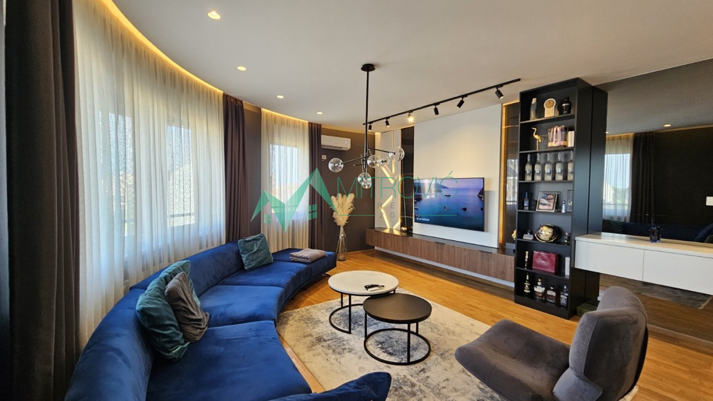 Potpuno sređen, useljiv stan na Podbari – 81m² 