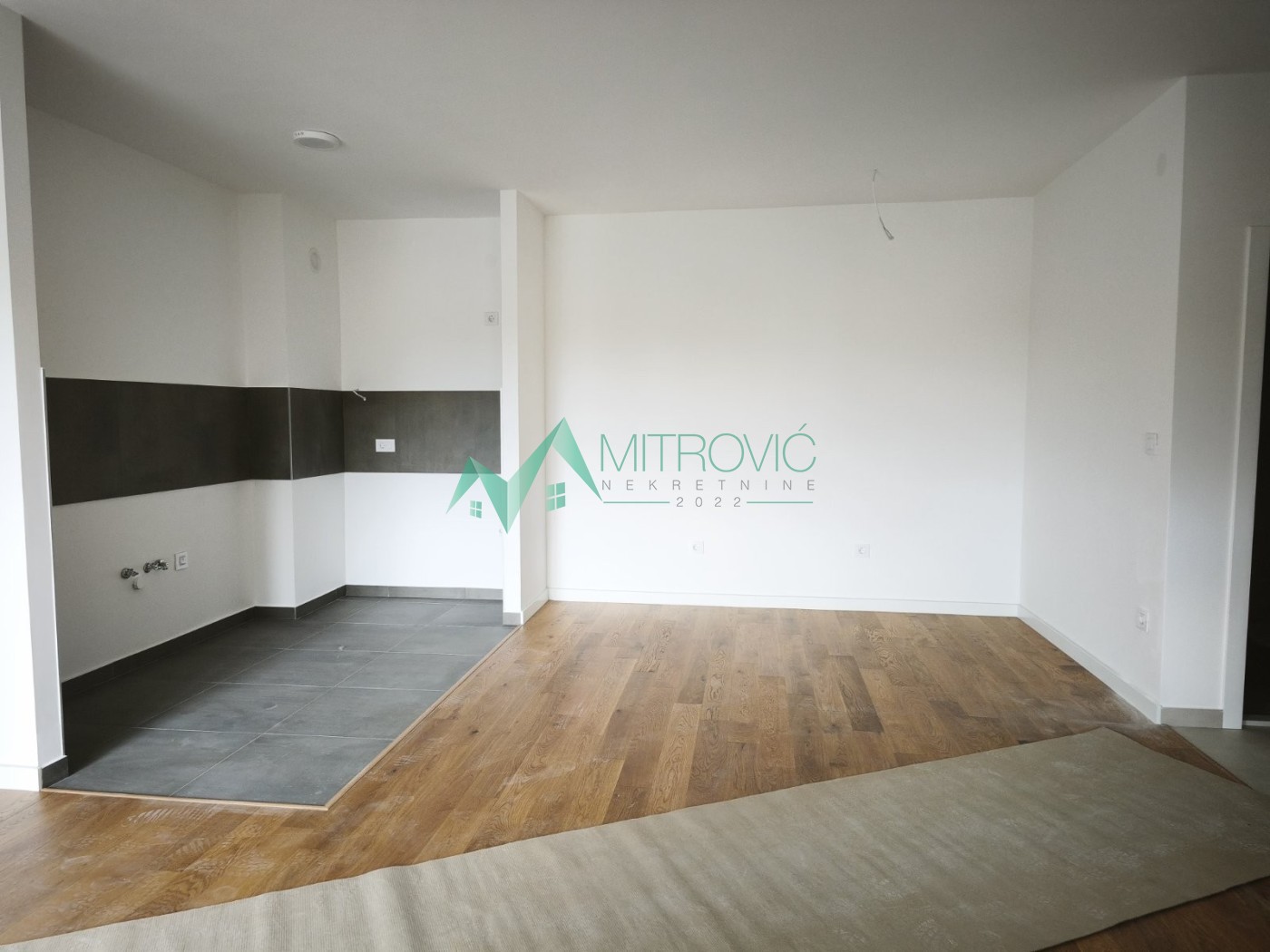 Novi Sad, Telep - Četvorosoban stan 87m2 sa povratom PDV 