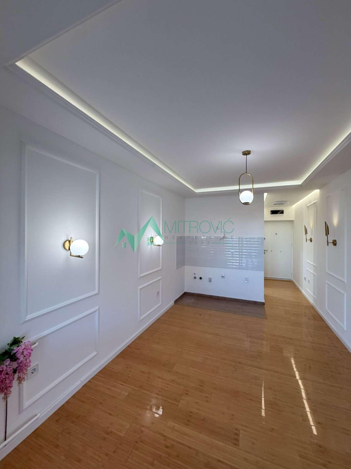 Luksuzna renovirana garsonjera 26m² – Socijalno (šifra oglasa 1004589)