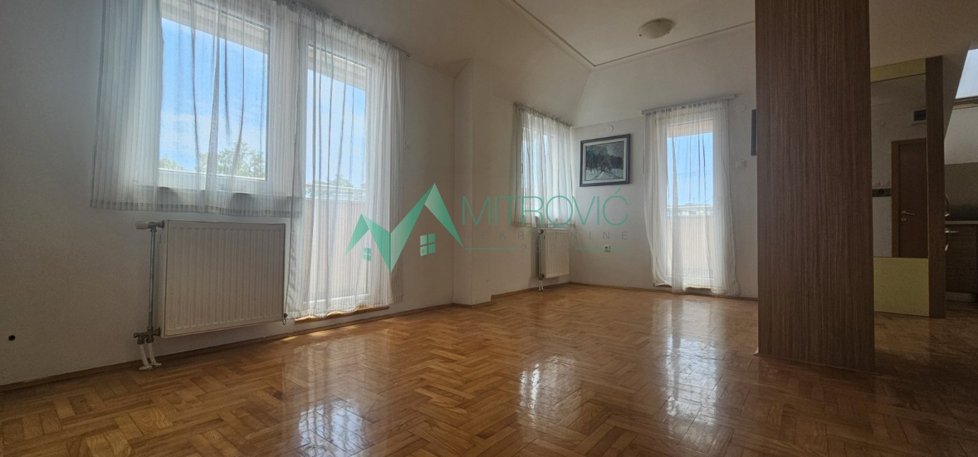 Prodaje se dupleks na najtraženijoj gradskoj lokaciji- Grbavici (Šifra: 1004593)