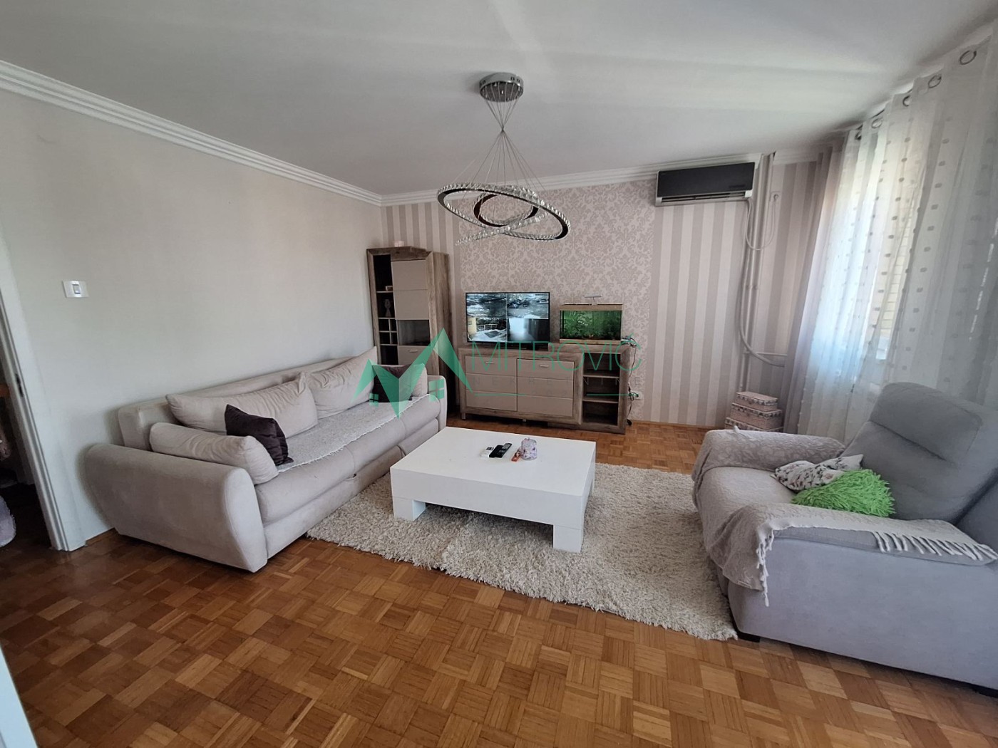 PRELEP I KOMFORAN STAN NA LIMANU 3 – 60 m², 15. SPRAT, POGLED NA PETROVARADINSKU TVRĐAVU (šifra nekretnine- 1004754) 