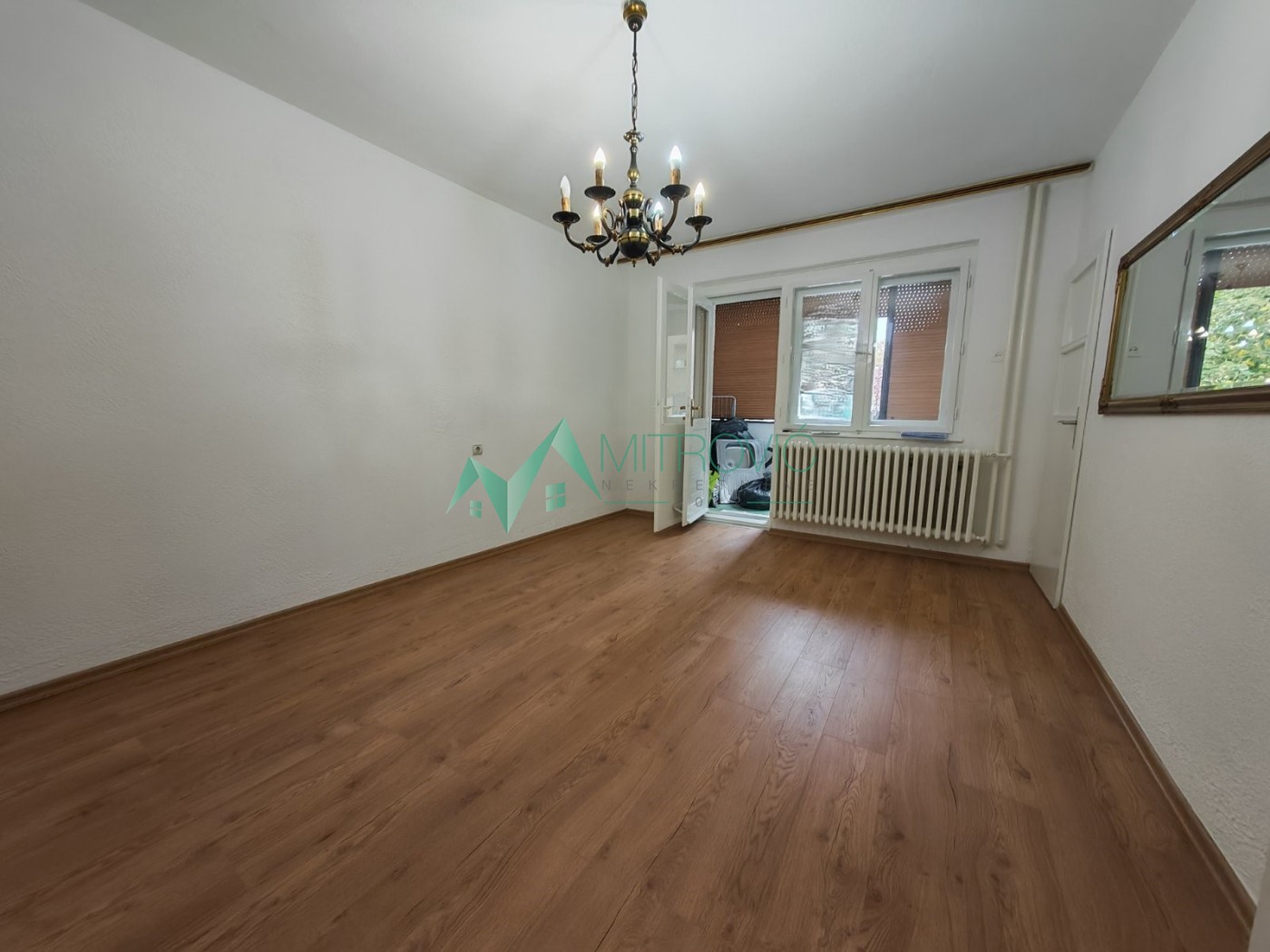 Detelinara, 51m2. Dvosoban stan. š:1004859. 