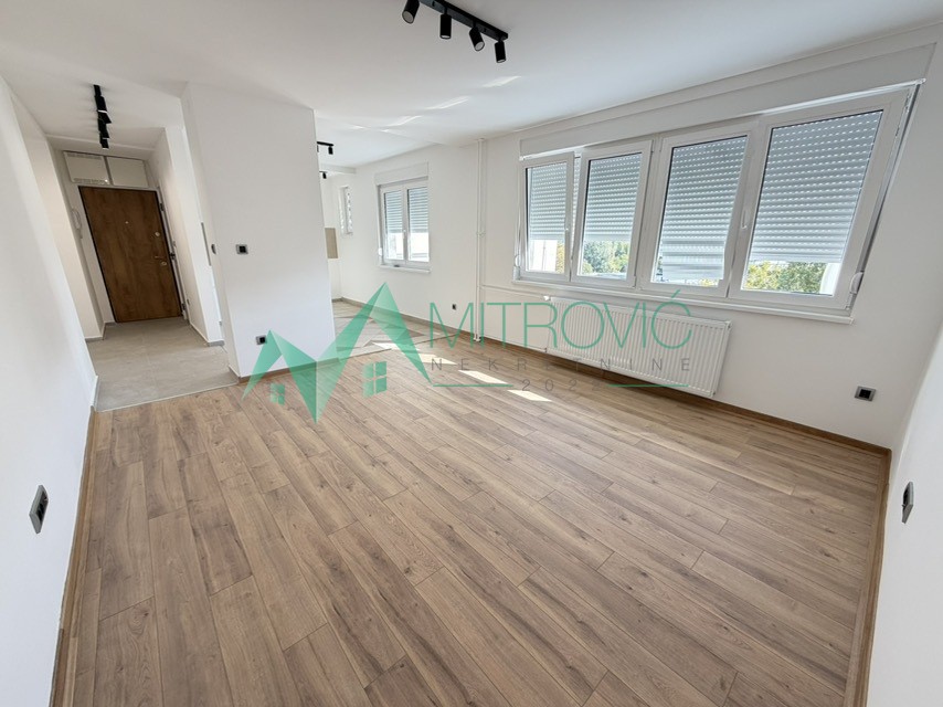 Novi Sad, Liman 1 - Dvoiposoban potpuno renoviuran stan 64m2 + terasa (šifra agencije 1004884) 