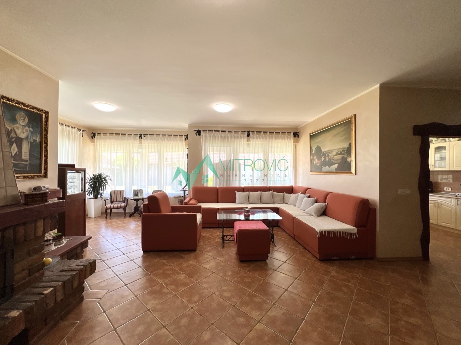 Дом · 221 m² · Stepanovićevo