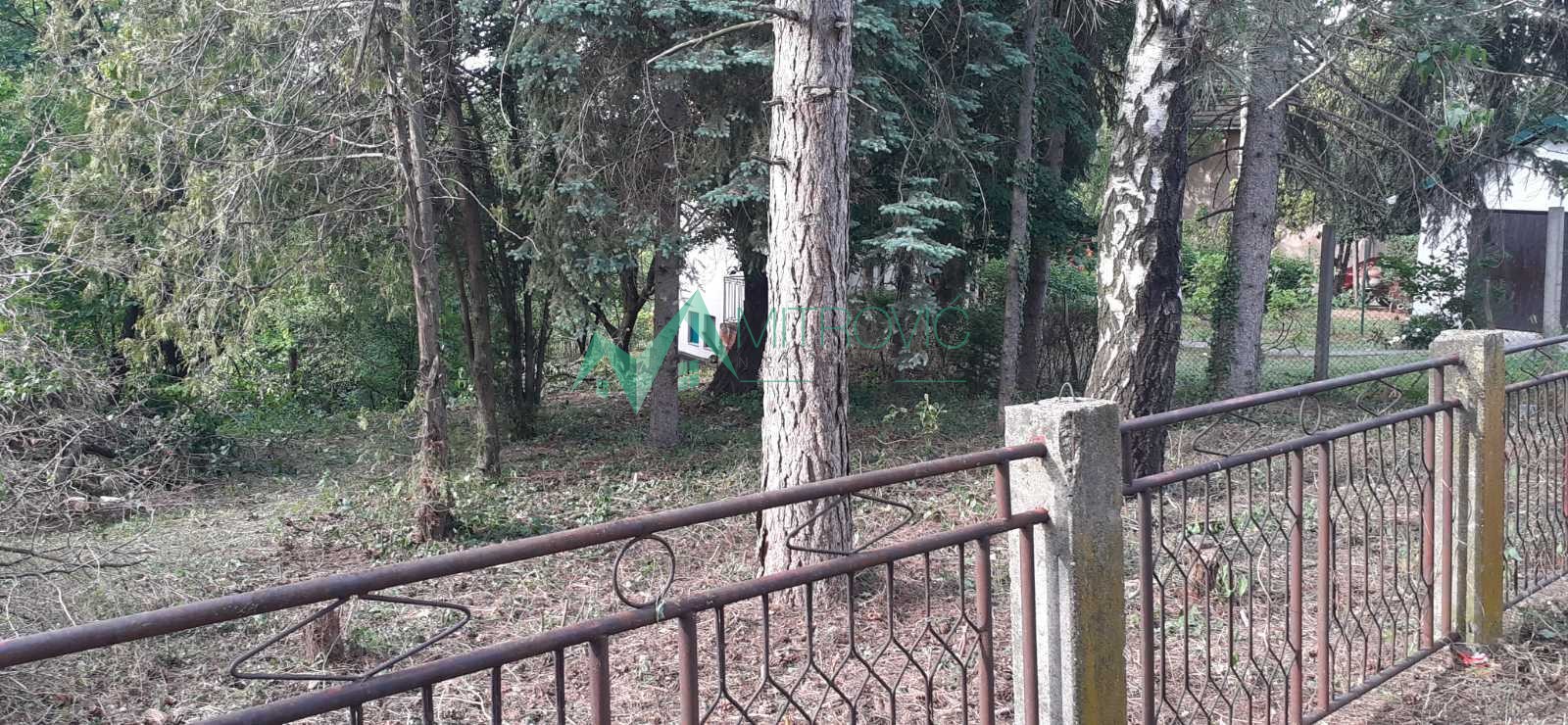 Zemljište · 890 m² · Čortanovci